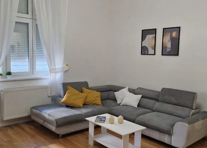 Nala Aa2 Apartment